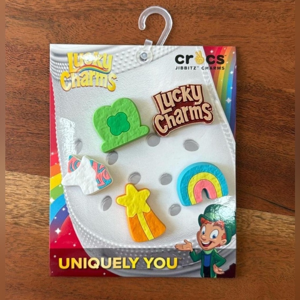 CROCS Lucky Charms Jibbitz Set - Green, Brown, White, Yellow, Blue